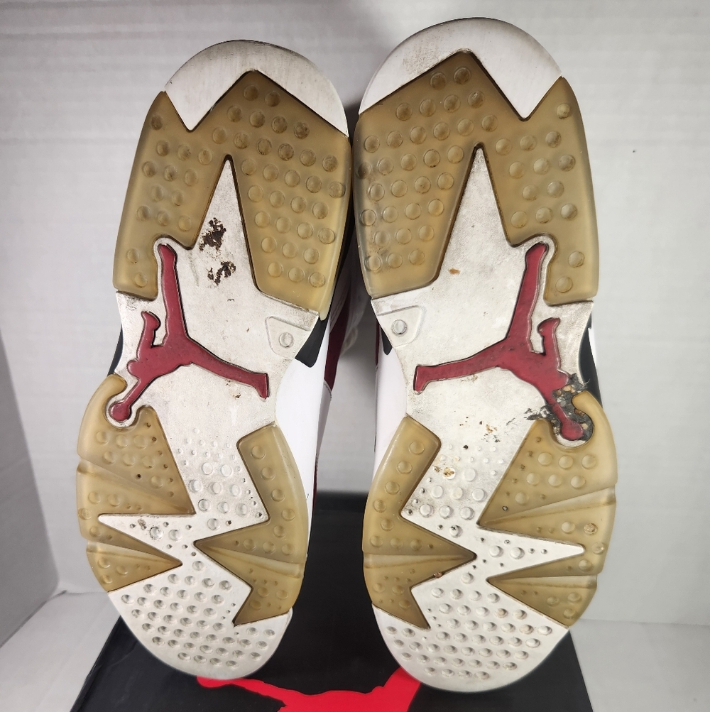Men's Air Jordan Retro 6 Carmine Sneakers - Picture 8 of 9